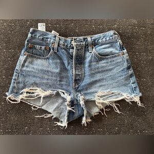Levi 501 Shorts - Size 29
